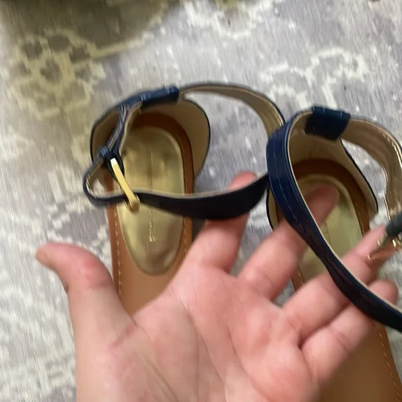 Tommy Hilfigher Navy Blue Strapped Sandals 7.5 - Picture 2 of 4